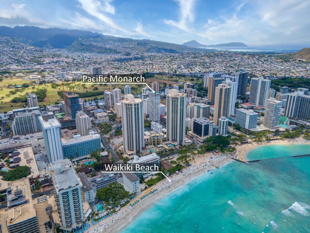 Steps To Waikiki Beach! Newly Renovated With 75" Tv هونولولو المظهر الخارجي الصورة